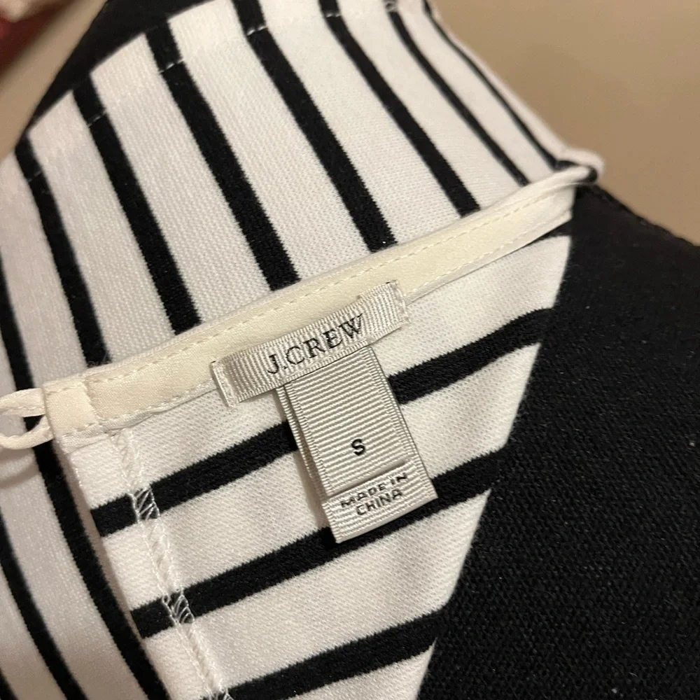 J Crew Sleeveless Black & White Striped Tank Top w/ Embellished Neckline, Small